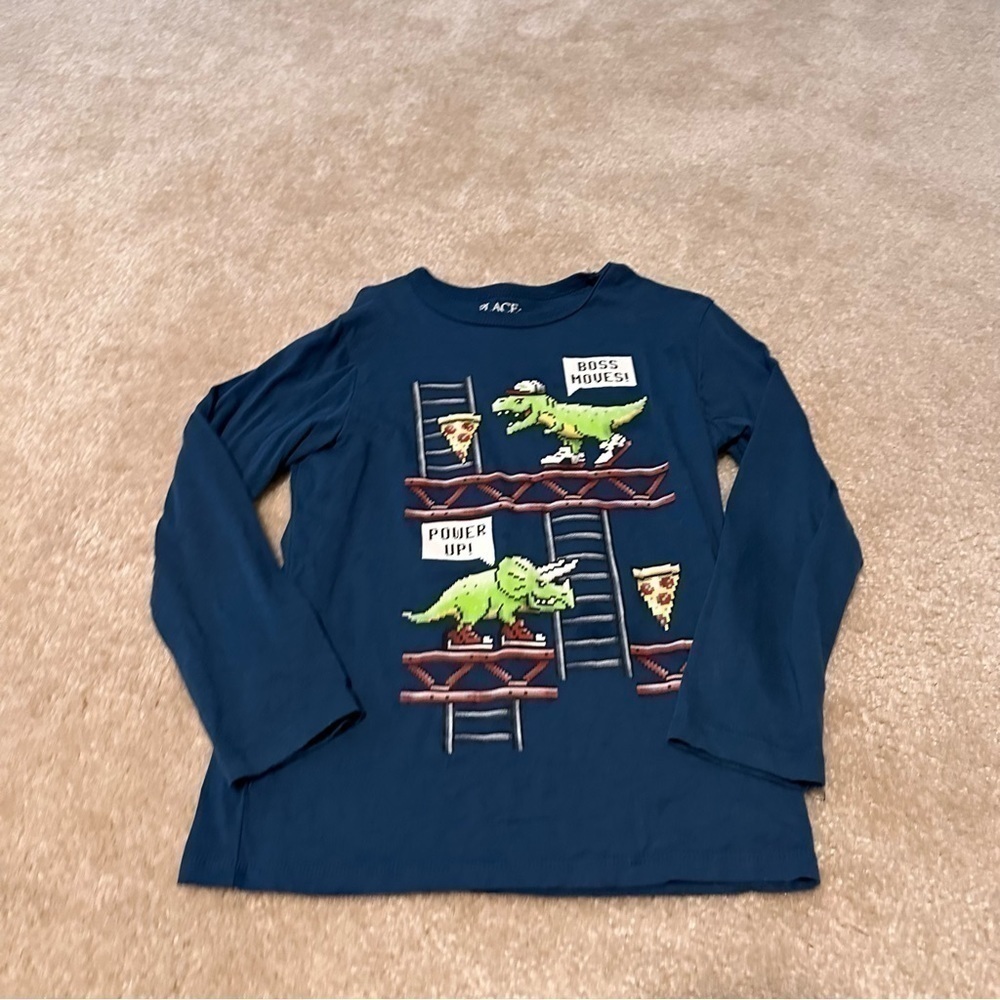 NWOT Little Boys Children’s Place Graphic Long Sleeved Shirt!
